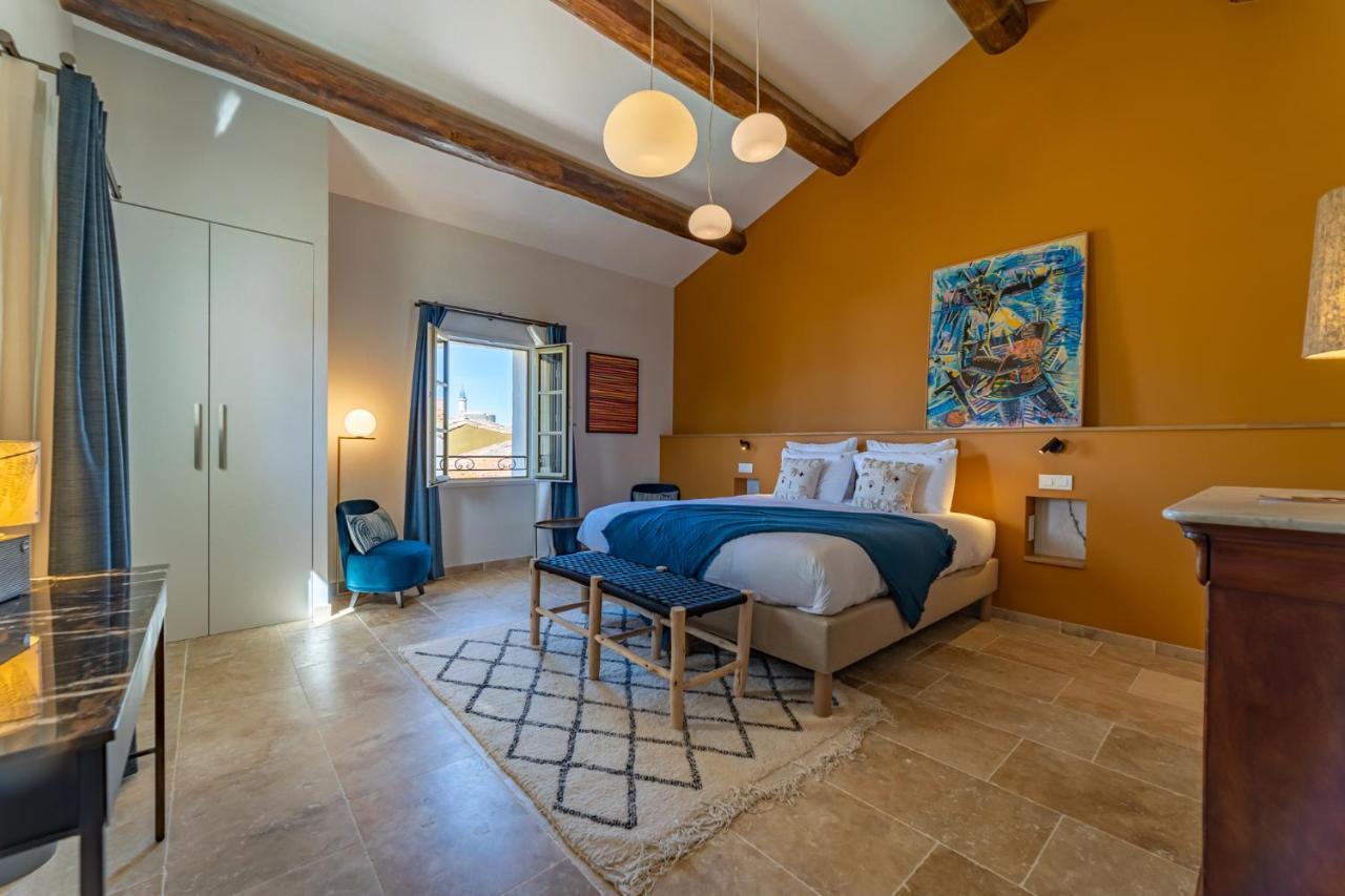 Marcelle En Camargue Hotel Aigues-Mortes Luaran gambar